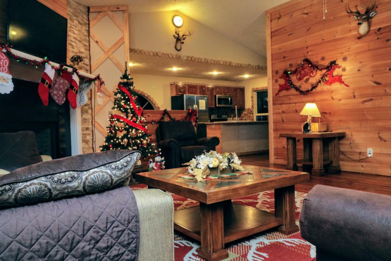 Lazy Bear Cabin Sevierville Eksteriør billede